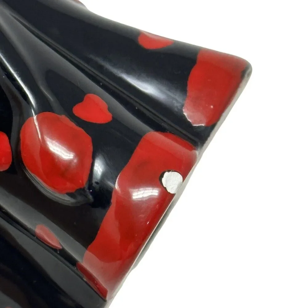 Black Giraffe Red Hearts Ceramic Toothbrush Holder Bud Vase